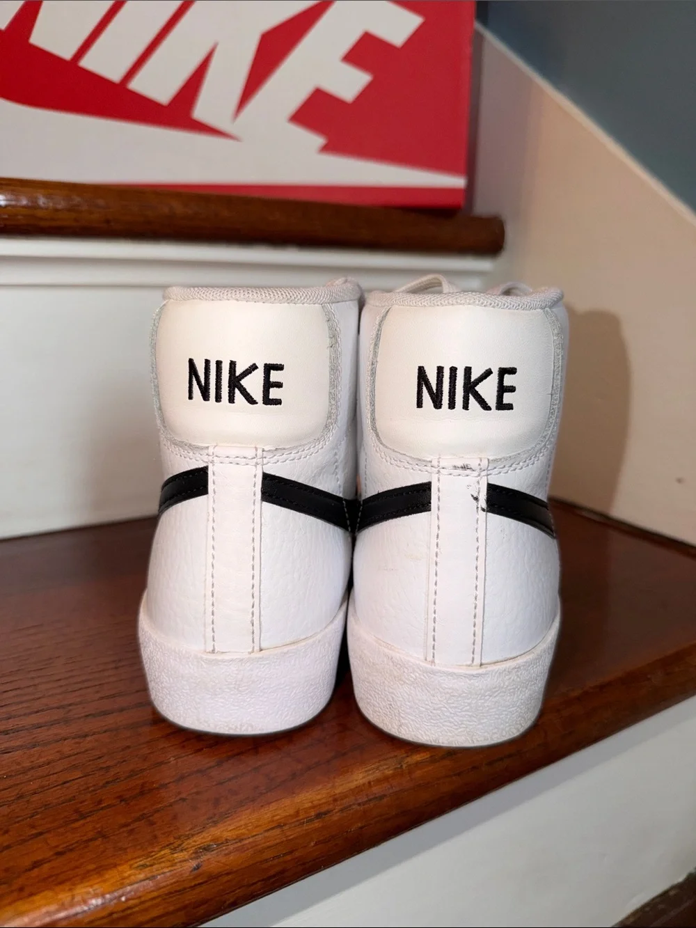 Youth Nike Blazer Mid ‘77 GS White Black Size 5.5